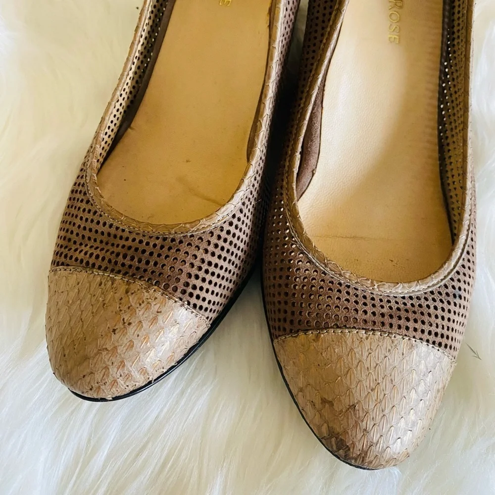 Taryn Rose Kingspoint leather snake embossed wedge, Sz. 39.5